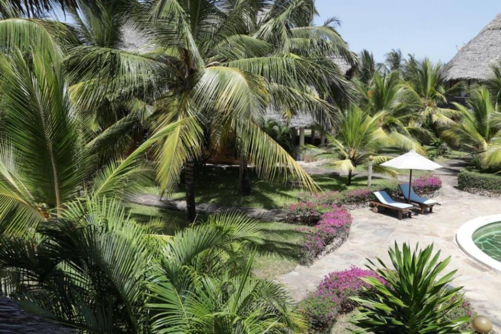 Tembo Beach Cottage Malindi Exterior foto